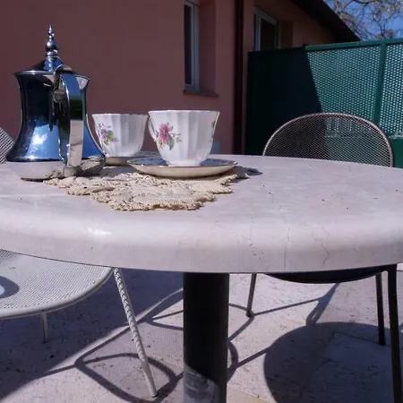 Iter Greenhouse 招待所